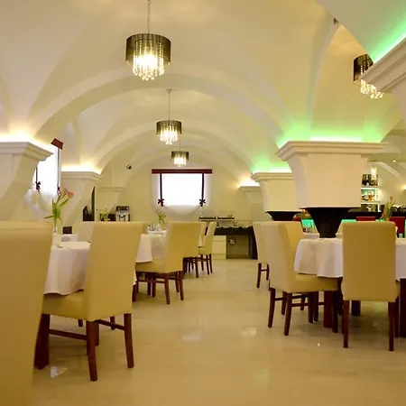 Hotel Antonio Jelcz-laskowice