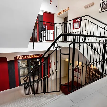 Antonio Jelcz-laskowice Jelcz-Laskowice