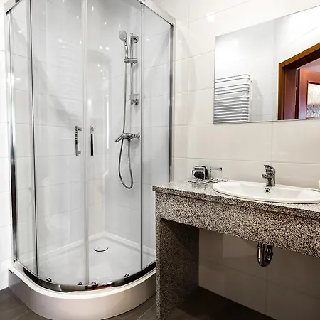 Antonio Jelcz-laskowice Hotel