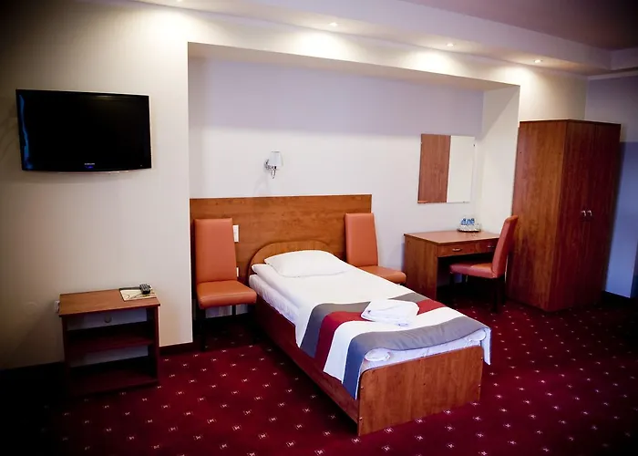 Antonio Jelcz-laskowice 3*